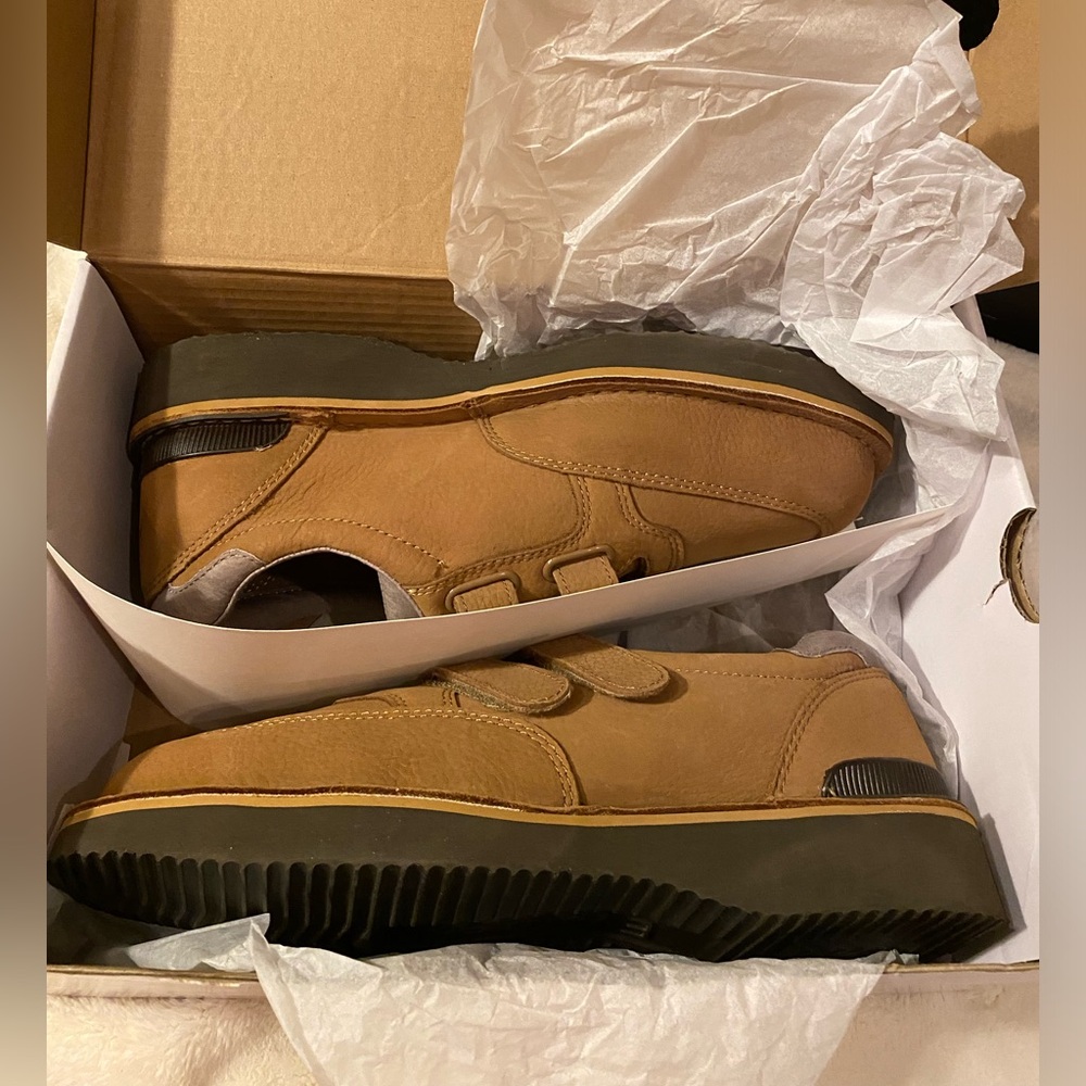 ✨NEW✨ WALKABOUT Mens Tan Brown Leather Comfort Walking Shoes Size 11